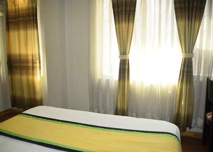 Hotel Simple & Sustainable- With Facilities A Guest Need Katmandou