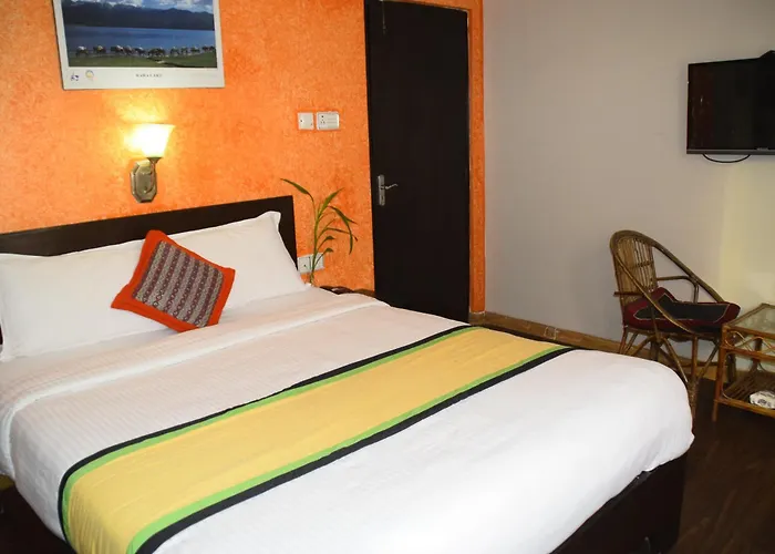 Hotel Simple & Sustainable- With Facilities A Guest Need 3*